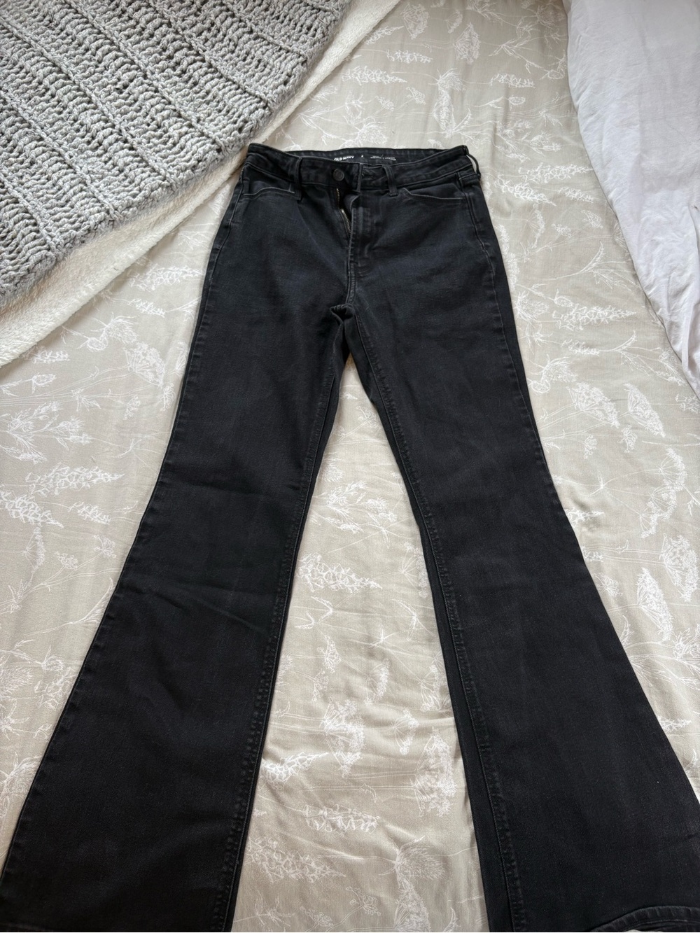 Old Navy Black High-Rise Wow Flare Jeans